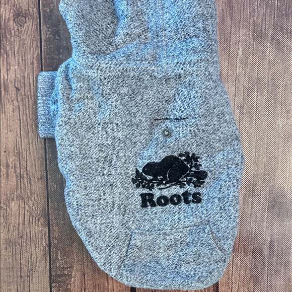 Roots x Canada Pooch Gray Dog Hoodie Sz 10 (10" Back Length) - Picture 5 of 7